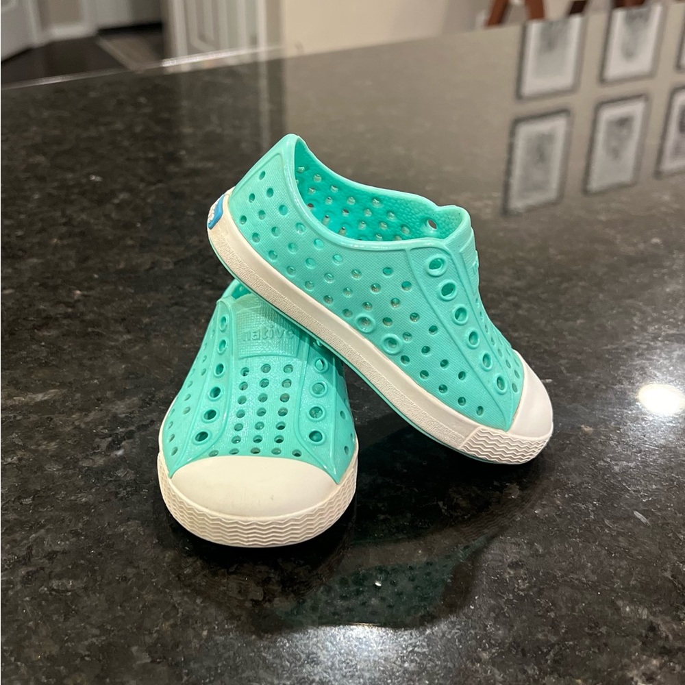 Aqua Native Shoes C5